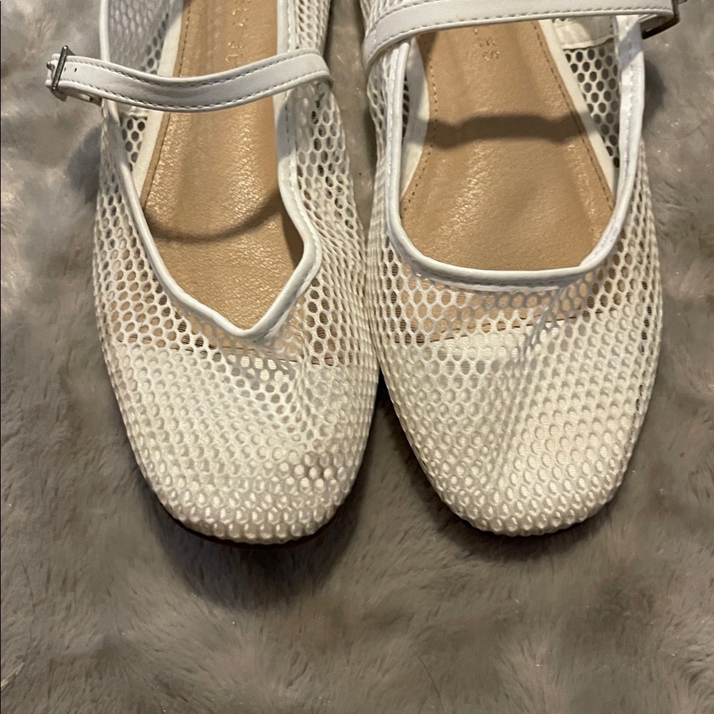 Sincerely Jules white Fishnet Mesh Mary Jane Ballet Flats Size 7 - Picture 3 of 6